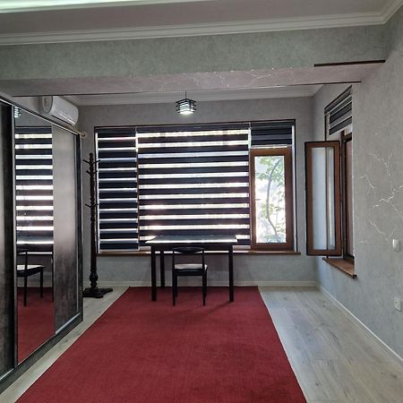 Nihol Apartamento Tashkent Exterior foto