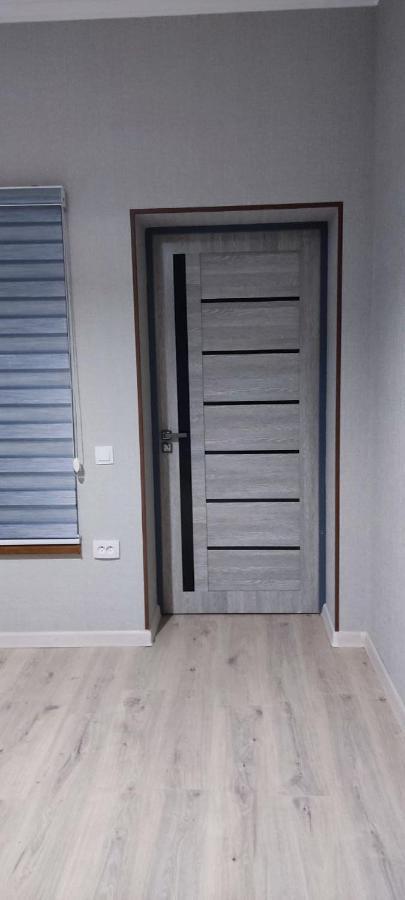 Nihol Apartamento Tashkent Exterior foto