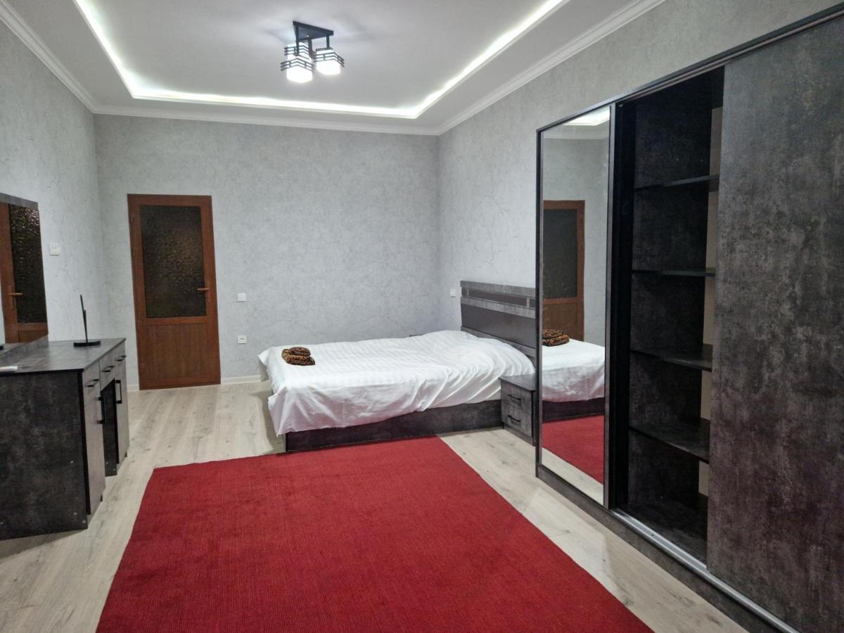 Nihol Apartamento Tashkent Exterior foto
